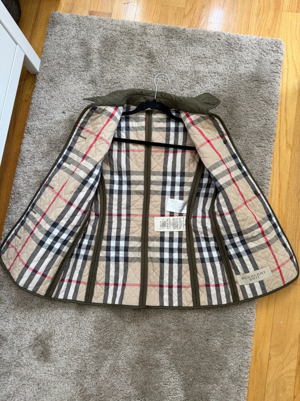 Burberry Beige and Olive Quilted Plaid Jacket Interior - Picture 2 of 7